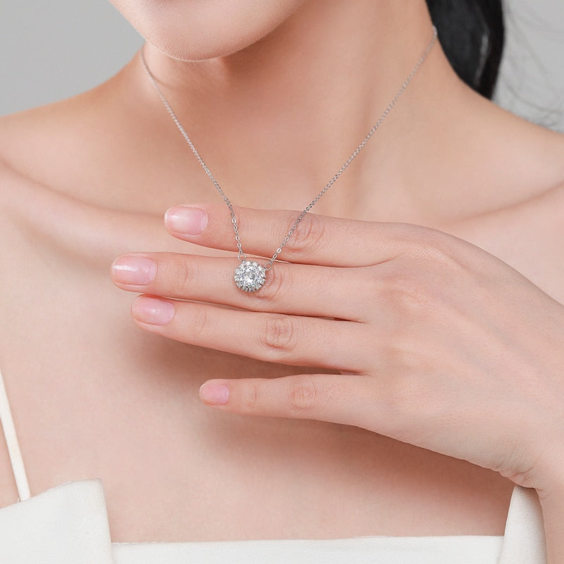 "DAZZLING CIRCLE" Sterling Silber Halskette