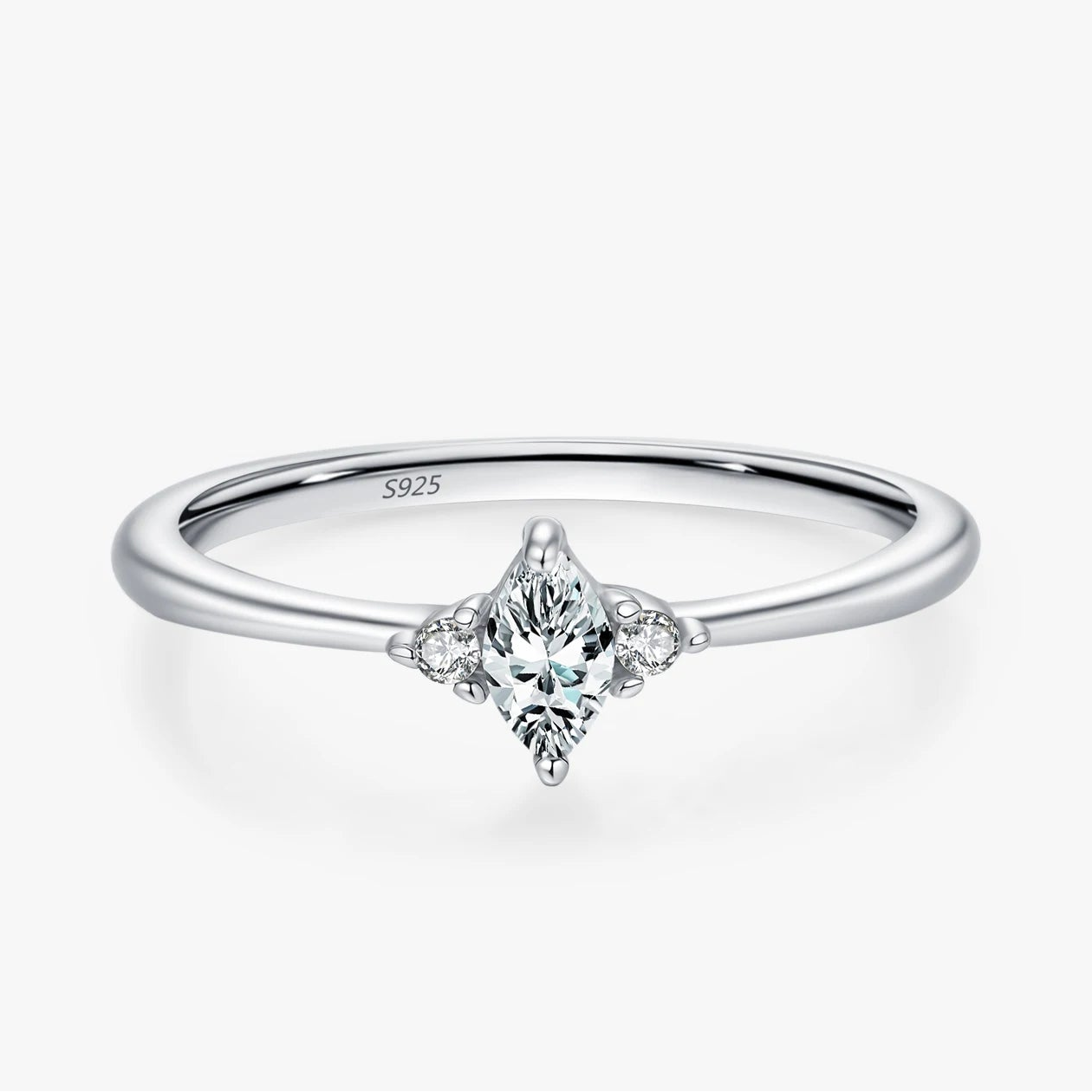 "LITTLE SPARK" Sterling Silber Ring