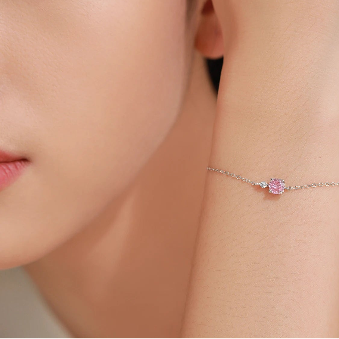 "ROUND CRYSTAL" Sterling Silber Armband