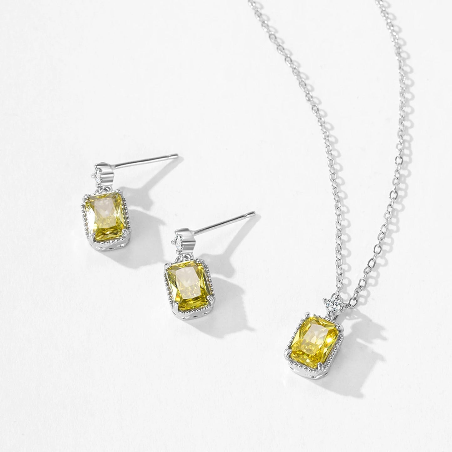 "AMBER RADIANCE" Sterling Silber Halskette