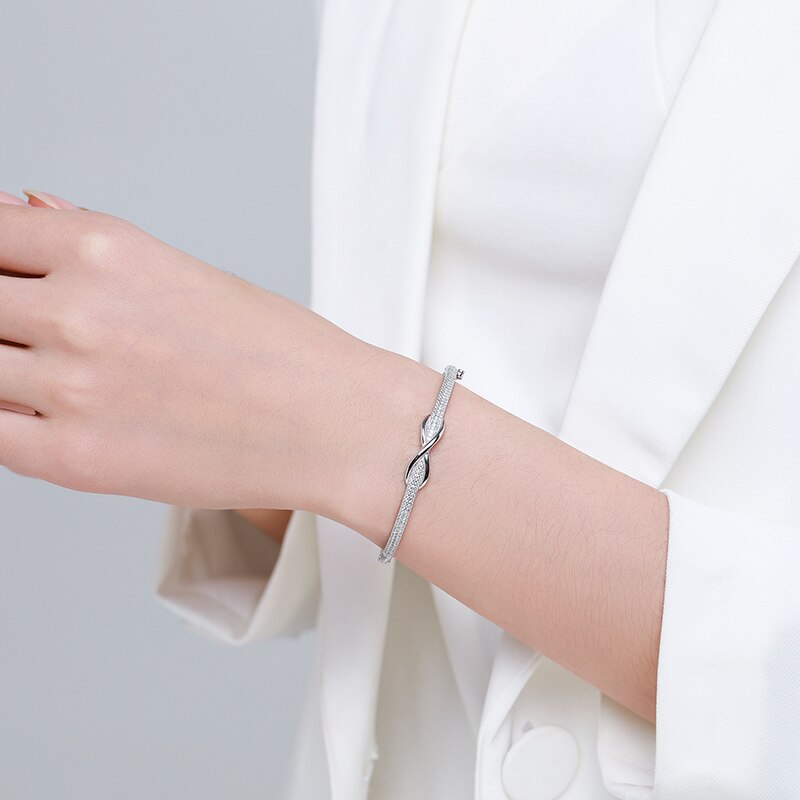 "ENDLESS SPARKLE" Sterling Silber Armreif